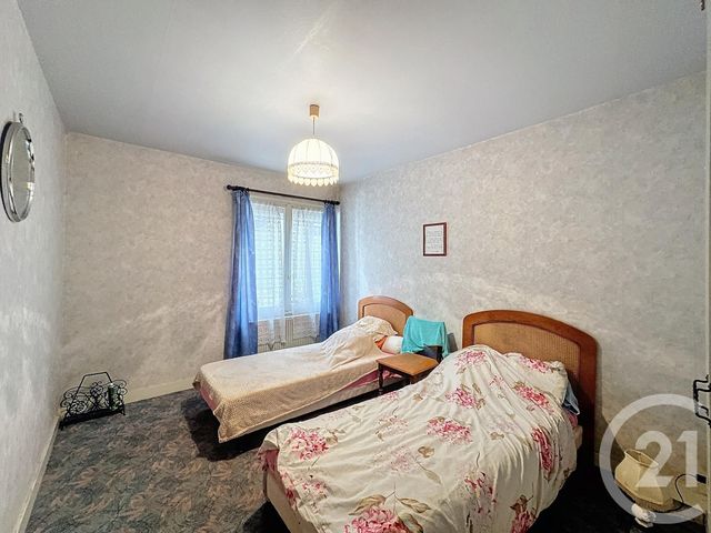 Maison à vendre - 5 pièces - 101,82 m2 - Salbris - 41 - CENTRE