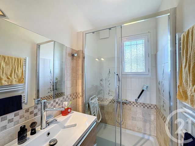 Maison à vendre - 4 pièces - 99,70 m2 - Selles St Denis - 41 - CENTRE