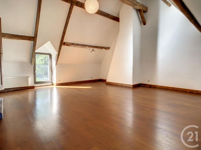 Maison à louer - 4 pièces - 115 m2 - Nancay - 18 - CENTRE