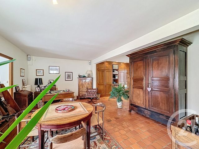 Maison à vendre - 8 pièces - 247 m2 - Vouzon - 41 - CENTRE