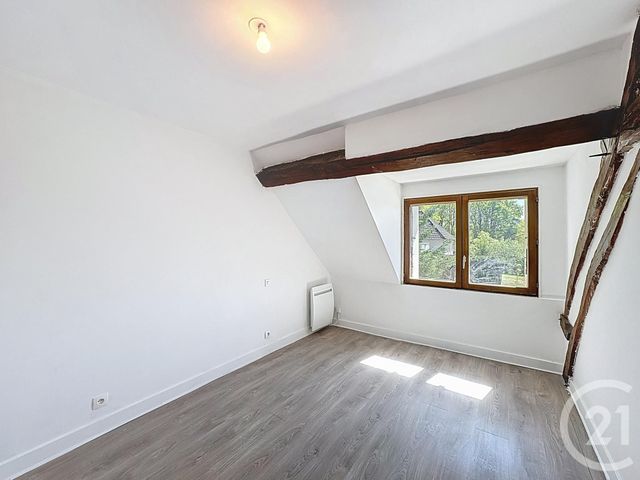 Maison &agrave; louer - 4 pi&egrave;ces - 70,33 m2 - Selles St Denis - 41 - CENTRE