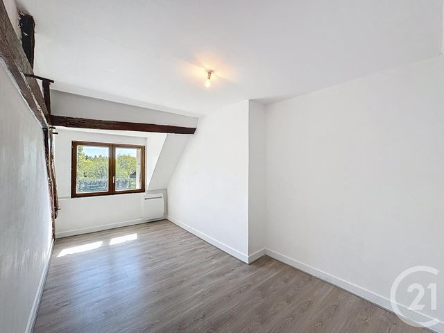 Maison &agrave; louer - 4 pi&egrave;ces - 70,33 m2 - Selles St Denis - 41 - CENTRE