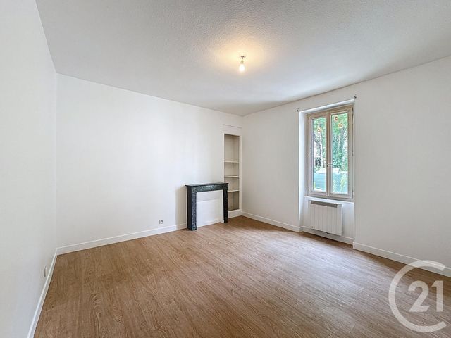 Maison à louer - 2 pièces - 44,48 m2 - Vierzon - 18 - CENTRE