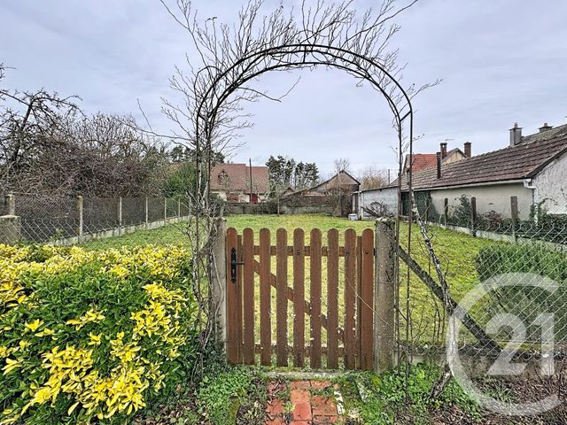 Maison &agrave; vendre - 4 pi&egrave;ces - 67,02 m2 - Selles St Denis - 41 - CENTRE