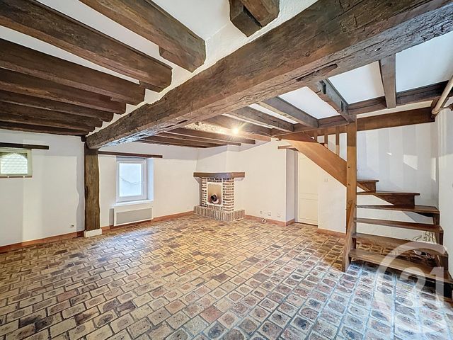 Maison à louer - 4 pièces - 75 m2 - Mery Sur Cher - 18 - CENTRE