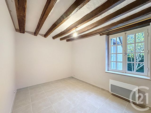 Maison à louer - 4 pièces - 75 m2 - Mery Sur Cher - 18 - CENTRE