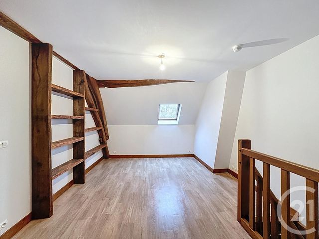 Maison à louer - 4 pièces - 75 m2 - Mery Sur Cher - 18 - CENTRE