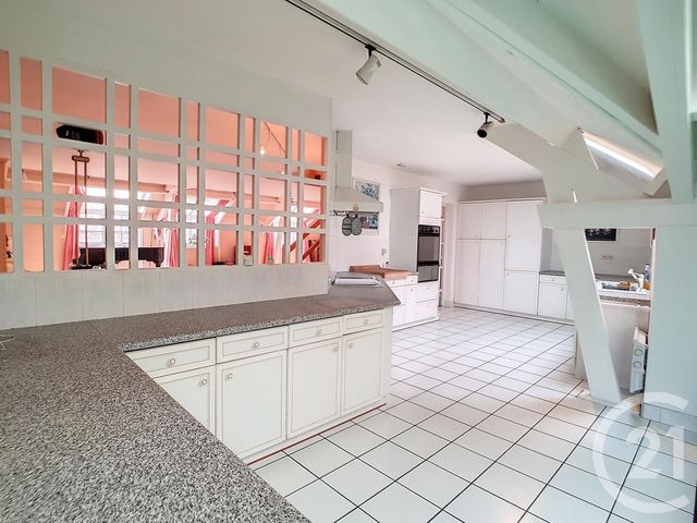 Appartement Duplex &agrave; vendre - 8 pi&egrave;ces - 275 m2 - Salbris - 41 - CENTRE