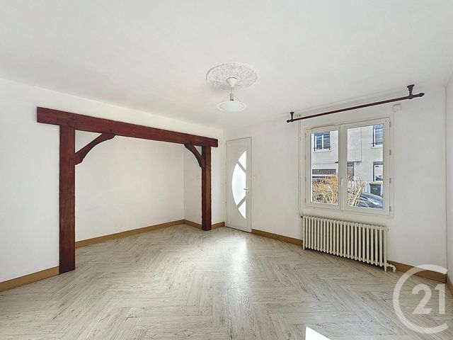 Maison &agrave; louer - 4 pi&egrave;ces - 71 m2 - Salbris - 41 - CENTRE