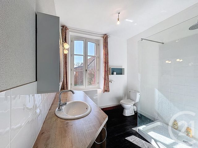 Maison &agrave; louer - 5 pi&egrave;ces - 108,95 m2 - Selles St Denis - 41 - CENTRE