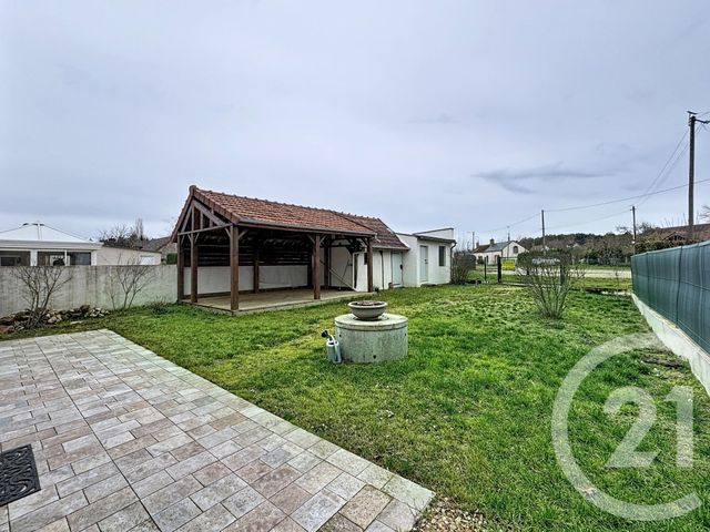 Maison &agrave; vendre - 5 pi&egrave;ces - 101,30 m2 - Neuvy Sur Barangeon - 18 - CENTRE