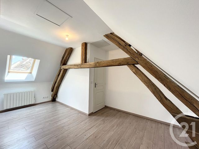 Maison &agrave; louer - 3 pi&egrave;ces - 63 m2 - Chatres Sur Cher - 41 - CENTRE