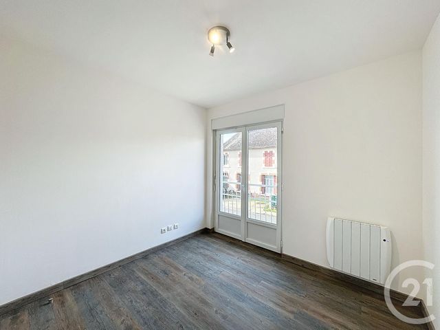 Maison &agrave; louer - 4 pi&egrave;ces - 63,61 m2 - Salbris - 41 - CENTRE