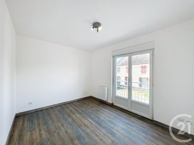 Maison &agrave; louer - 4 pi&egrave;ces - 63,61 m2 - Salbris - 41 - CENTRE