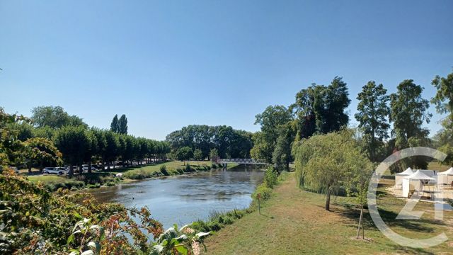 Maison &agrave; louer - 4 pi&egrave;ces - 63,61 m2 - Salbris - 41 - CENTRE