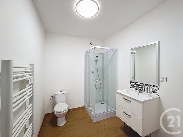 Appartement &agrave; louer - 3 pi&egrave;ces - 77,05 m2 - La Ferte Imbault - 41 - CENTRE