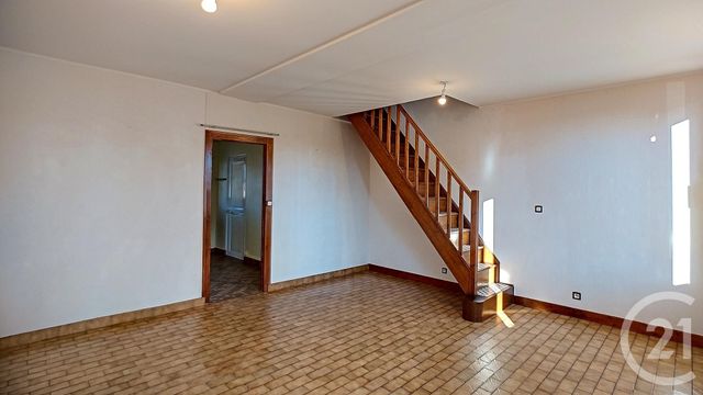 Maison &agrave; louer - 3 pi&egrave;ces - 65 m2 - Salbris - 41 - CENTRE