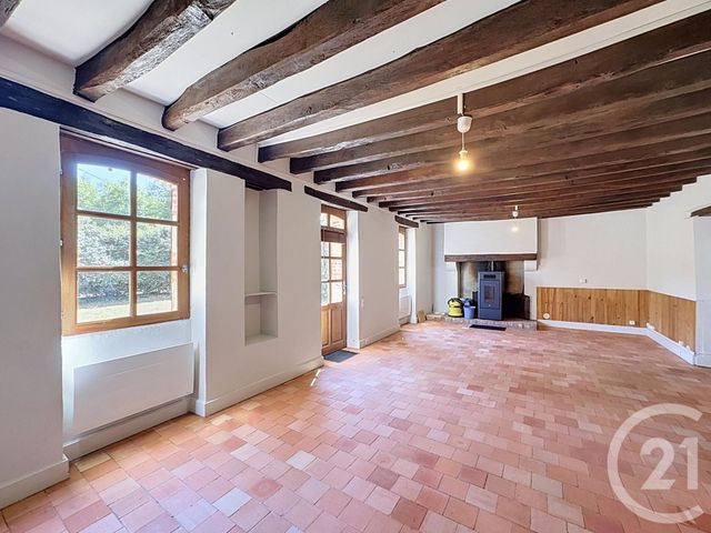 Maison &agrave; louer - 4 pi&egrave;ces - 118,52 m2 - Nancay - 18 - CENTRE
