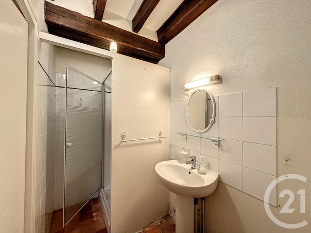 Maison &agrave; louer - 4 pi&egrave;ces - 118,52 m2 - Nancay - 18 - CENTRE