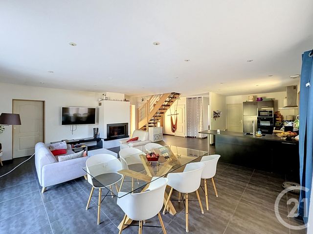 Maison &agrave; vendre - 7 pi&egrave;ces - 145 m2 - Vouzon - 41 - CENTRE