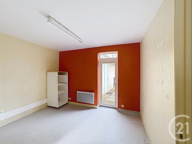 Maison &agrave; louer - 3 pi&egrave;ces - 34 m2 - Lamotte Beuvron - 41 - CENTRE