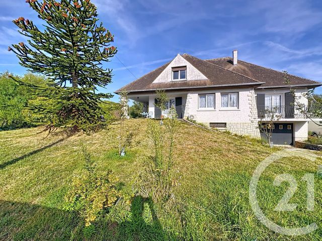 Maison à vendre - 6 pièces - 196 m2 - Neung Sur Beuvron - 41 - CENTRE