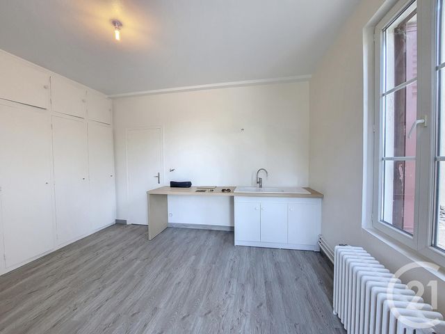 Maison &agrave; louer - 3 pi&egrave;ces - 85,24 m2 - Lamotte Beuvron - 41 - CENTRE