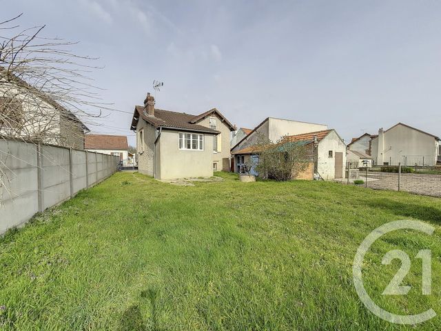 Maison &agrave; louer - 3 pi&egrave;ces - 50 m2 - Lamotte Beuvron - 41 - CENTRE