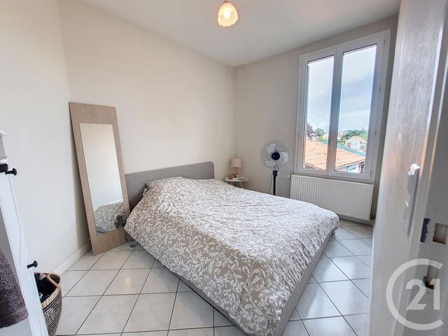 Maison &agrave; louer - 3 pi&egrave;ces - 50 m2 - Lamotte Beuvron - 41 - CENTRE