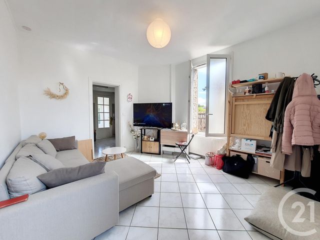 Maison &agrave; louer - 3 pi&egrave;ces - 50 m2 - Lamotte Beuvron - 41 - CENTRE