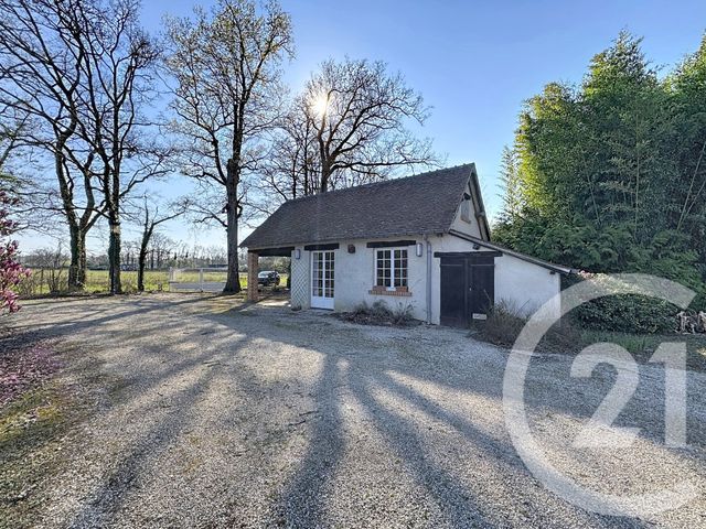 Maison &agrave; vendre - 9 pi&egrave;ces - 222,40 m2 - Clemont - 18 - CENTRE