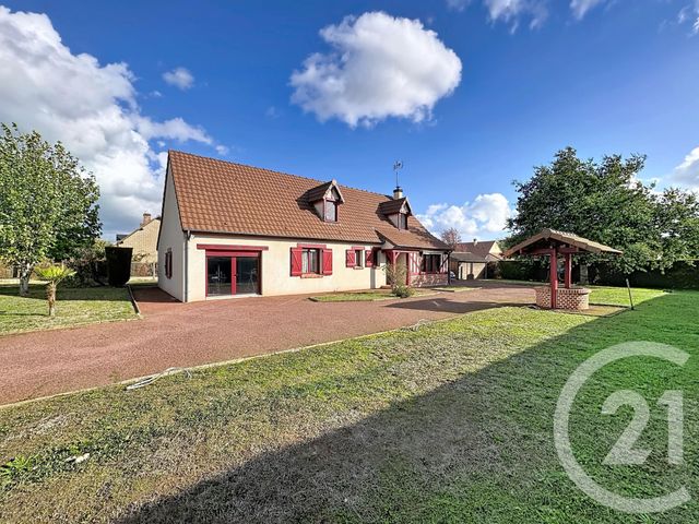 Maison &agrave; vendre - 7 pi&egrave;ces - 198 m2 - Neung Sur Beuvron - 41 - CENTRE