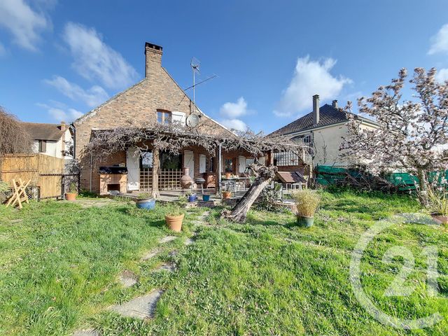 Maison &agrave; louer - 3 pi&egrave;ces - 132,55 m2 - Chaumont Sur Tharonne - 41 - CENTRE