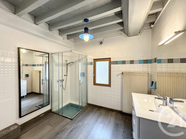 Maison &agrave; louer - 3 pi&egrave;ces - 132,55 m2 - Chaumont Sur Tharonne - 41 - CENTRE