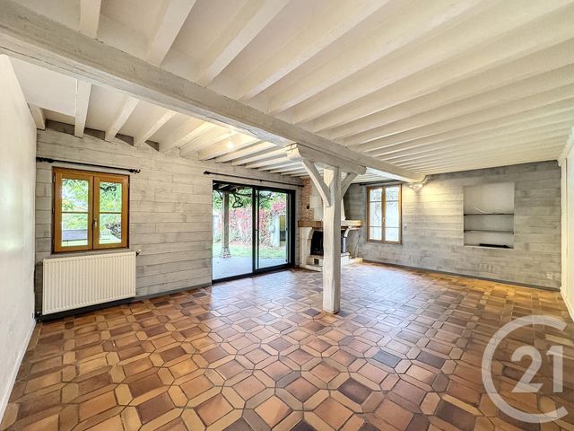 Maison &agrave; louer - 3 pi&egrave;ces - 132,55 m2 - Chaumont Sur Tharonne - 41 - CENTRE