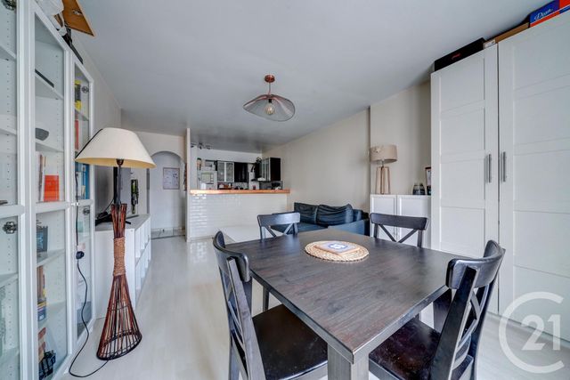 Appartement F3 à vendre - 3 pièces - 60,83 m2 - Neuilly Sur Marne - 93 - ILE-DE-FRANCE