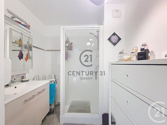 Appartement F3 à vendre - 3 pièces - 54,61 m2 - Gagny - 93 - ILE-DE-FRANCE