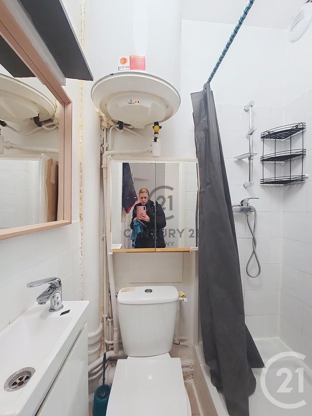 Appartement Studio &agrave; louer - 1 pi&egrave;ce - 18,12 m2 - Rosny Sous Bois - 93 - ILE-DE-FRANCE