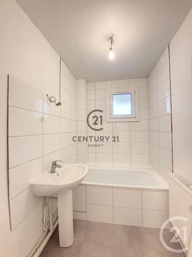 Appartement F3 à louer - 3 pièces - 58,70 m2 - Gagny - 93 - ILE-DE-FRANCE