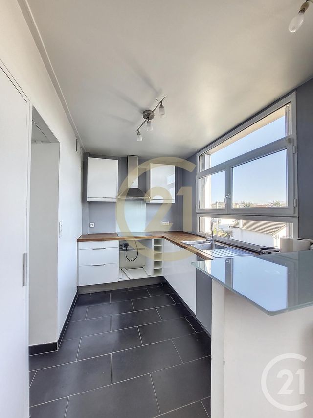 Appartement F2 à louer - 2 pièces - 43,08 m2 - Villemomble - 93 - ILE-DE-FRANCE