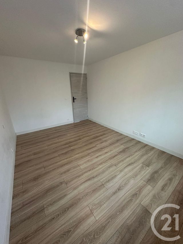 Appartement F4 &agrave; vendre - 5 pi&egrave;ces - 102,94 m2 - Villeparisis - 77 - ILE-DE-FRANCE