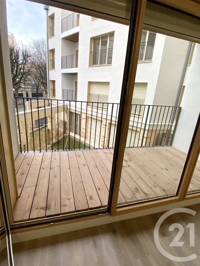 Appartement F3 &agrave; louer - 3 pi&egrave;ces - 61,70 m2 - Rosny Sous Bois - 93 - ILE-DE-FRANCE