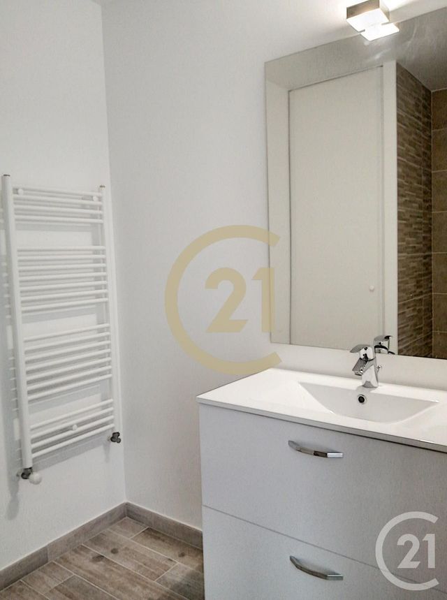 Appartement F3 &agrave; louer - 3 pi&egrave;ces - 63,37 m2 - Gagny - 93 - ILE-DE-FRANCE