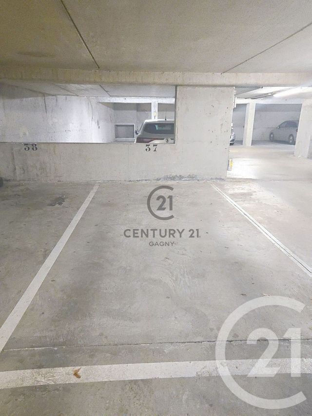 Parking &agrave; louer - 8 m2 - Villemomble - 93 - ILE-DE-FRANCE