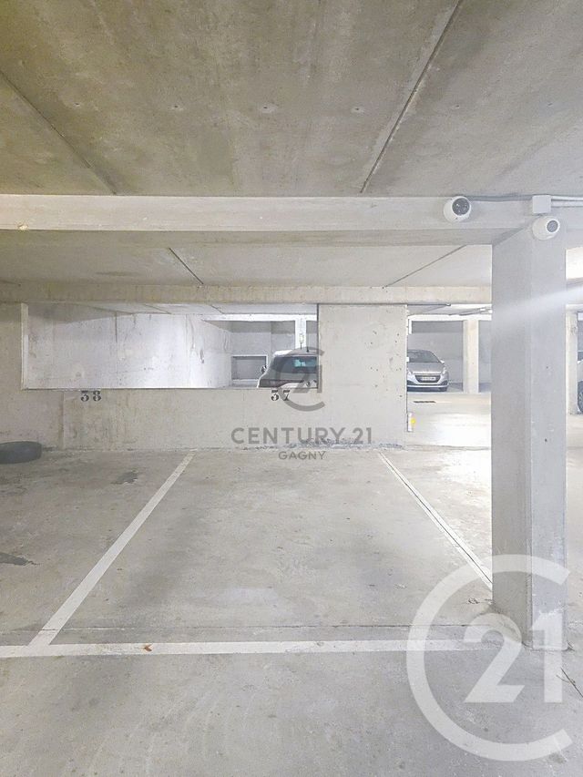 parking - VILLEMOMBLE - 93