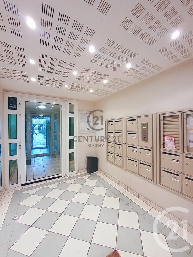 Appartement F2 &agrave; louer - 2 pi&egrave;ces - 49,20 m2 - 93 - ILE-DE-FRANCE