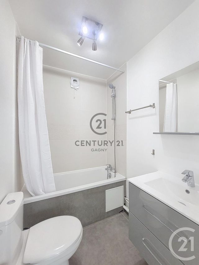 Appartement Studio &agrave; louer - 1 pi&egrave;ce - 26,40 m2 - Gagny - 93 - ILE-DE-FRANCE
