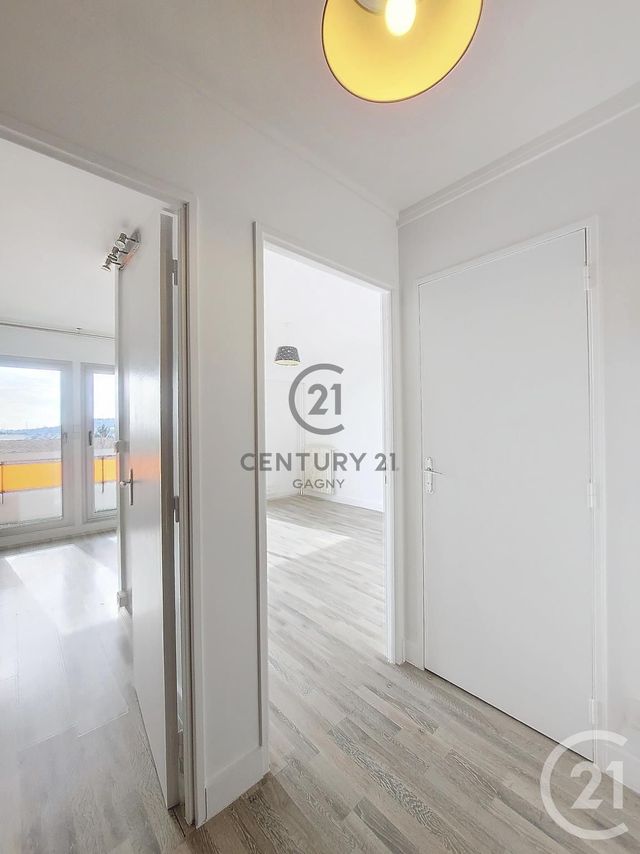 Appartement Studio &agrave; louer - 1 pi&egrave;ce - 26,40 m2 - Gagny - 93 - ILE-DE-FRANCE