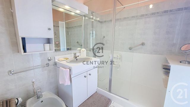 Appartement F5 &agrave; vendre - 5 pi&egrave;ces - 96 m2 - Gagny - 93 - ILE-DE-FRANCE