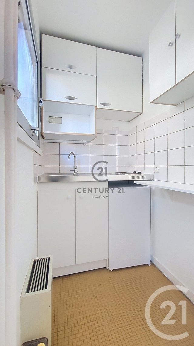 Appartement Studio &agrave; louer - 1 pi&egrave;ce - 25,70 m2 - Gagny - 93 - ILE-DE-FRANCE